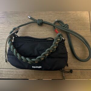 Topologie Medium Bottle Sacoche Black and Green Bag